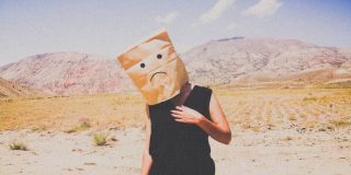 Verdrietige baby zwangerschap