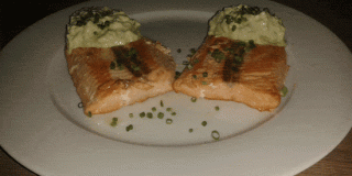 zalm met avocadomousse